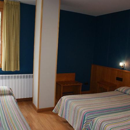Hostal Los Valles Bielsa Extérieur photo