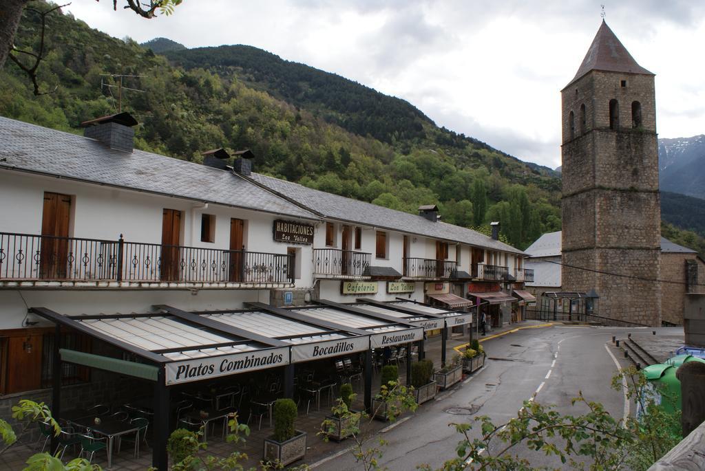Hostal Los Valles Bielsa Extérieur photo