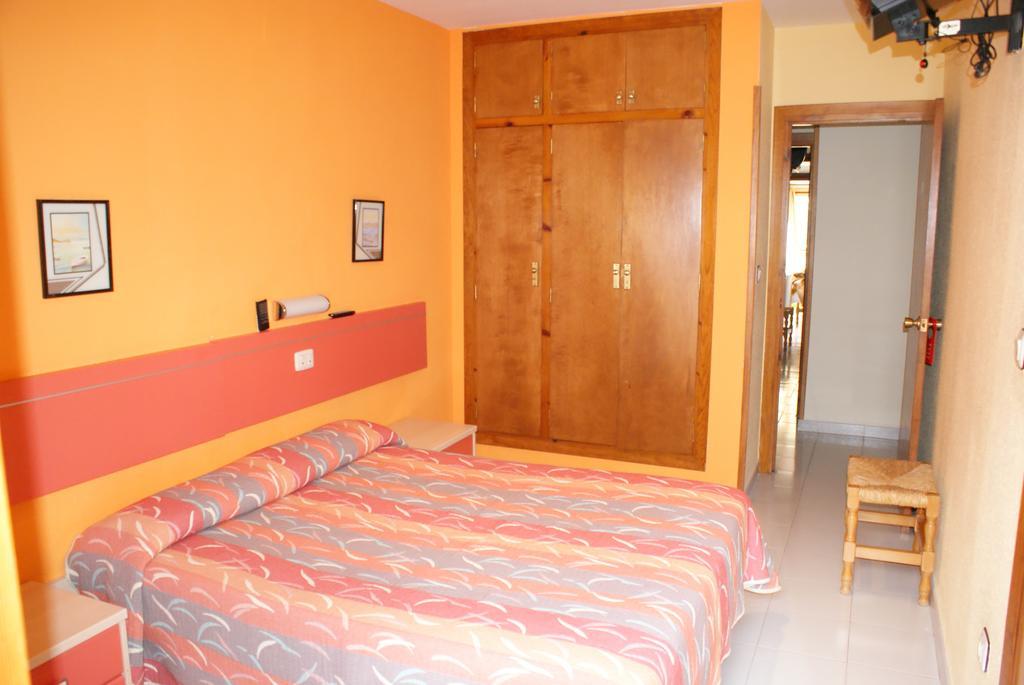 Hostal Los Valles Bielsa Extérieur photo